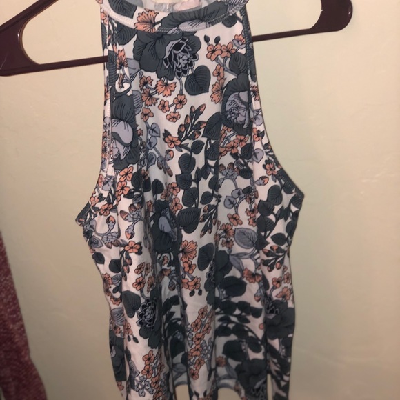 Shirt - Picture 2 of 2